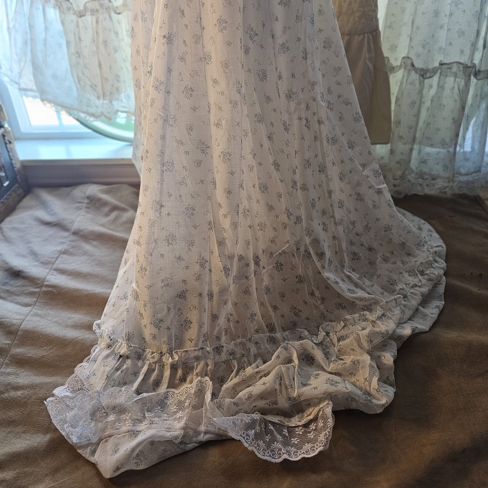 Gunne Sax Ivory Floral Lace Maxi Dress - Picture 2 of 11